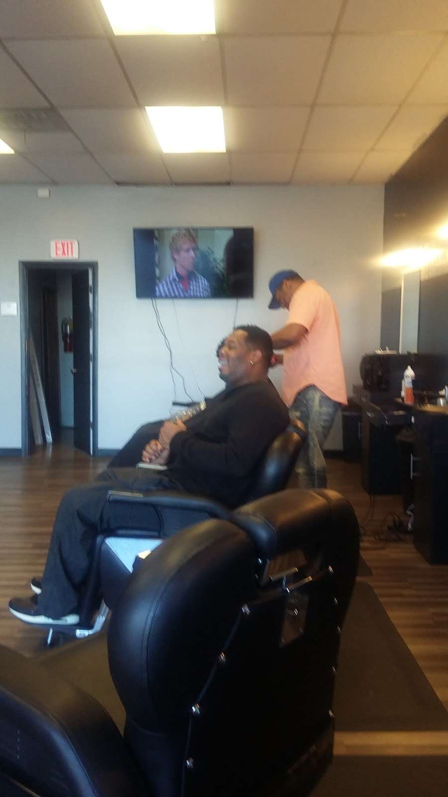 DeMarcos Barber Lounge | 4045 W 115th St, Alsip, IL 60803