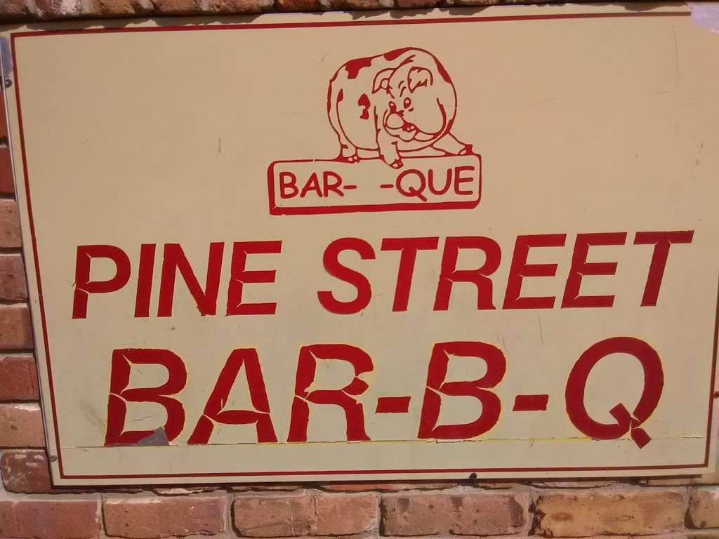 Three Generations BBQ- Formerly Pine Street Bar-B-Que | 408 Pine St, Leesburg, FL 34748, USA | Phone: (352) 435-7981