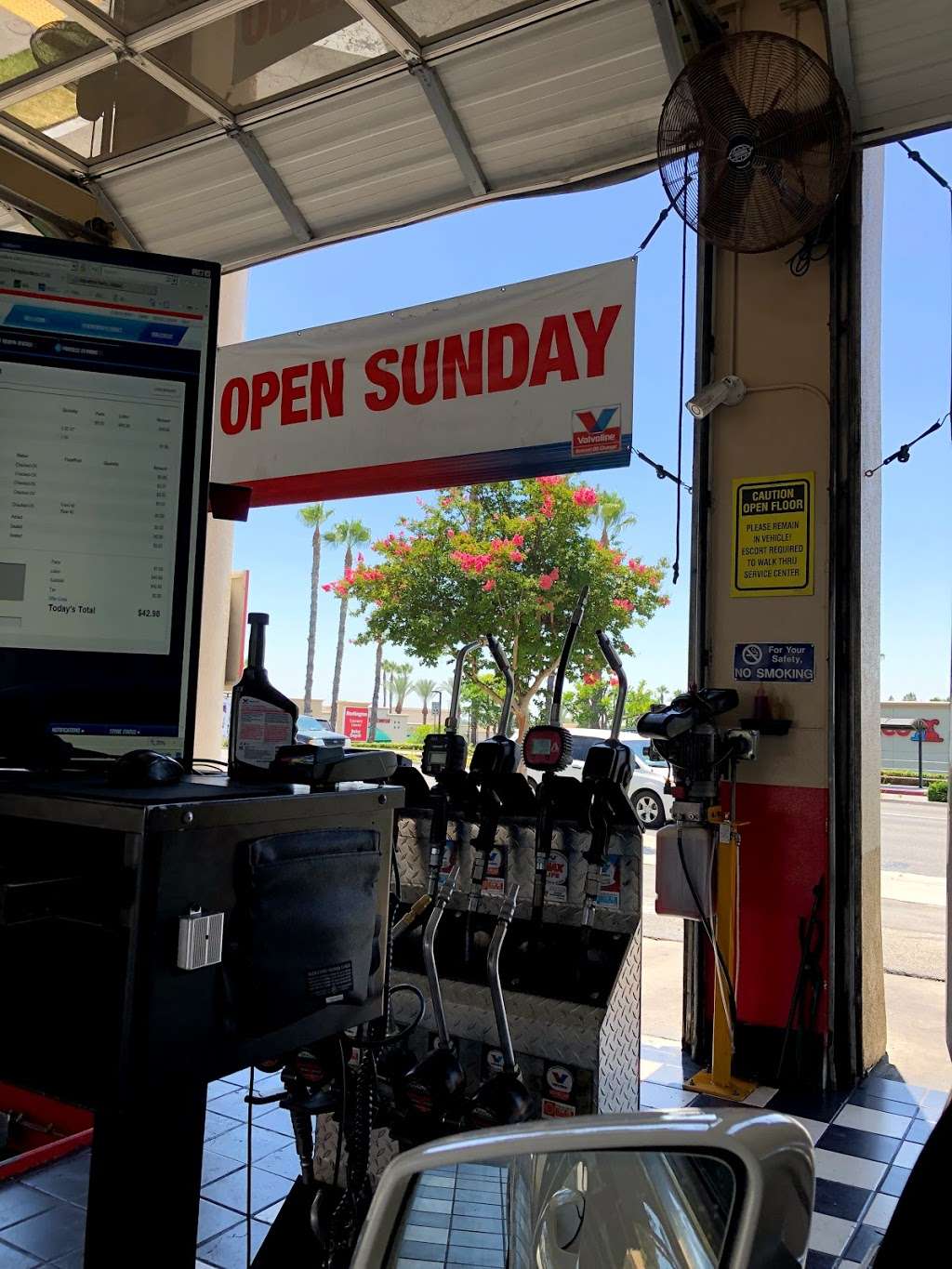 Valvoline Instant Oil Change | 13401 Whittier Blvd, Whittier, CA 90605, USA | Phone: (562) 945-6863