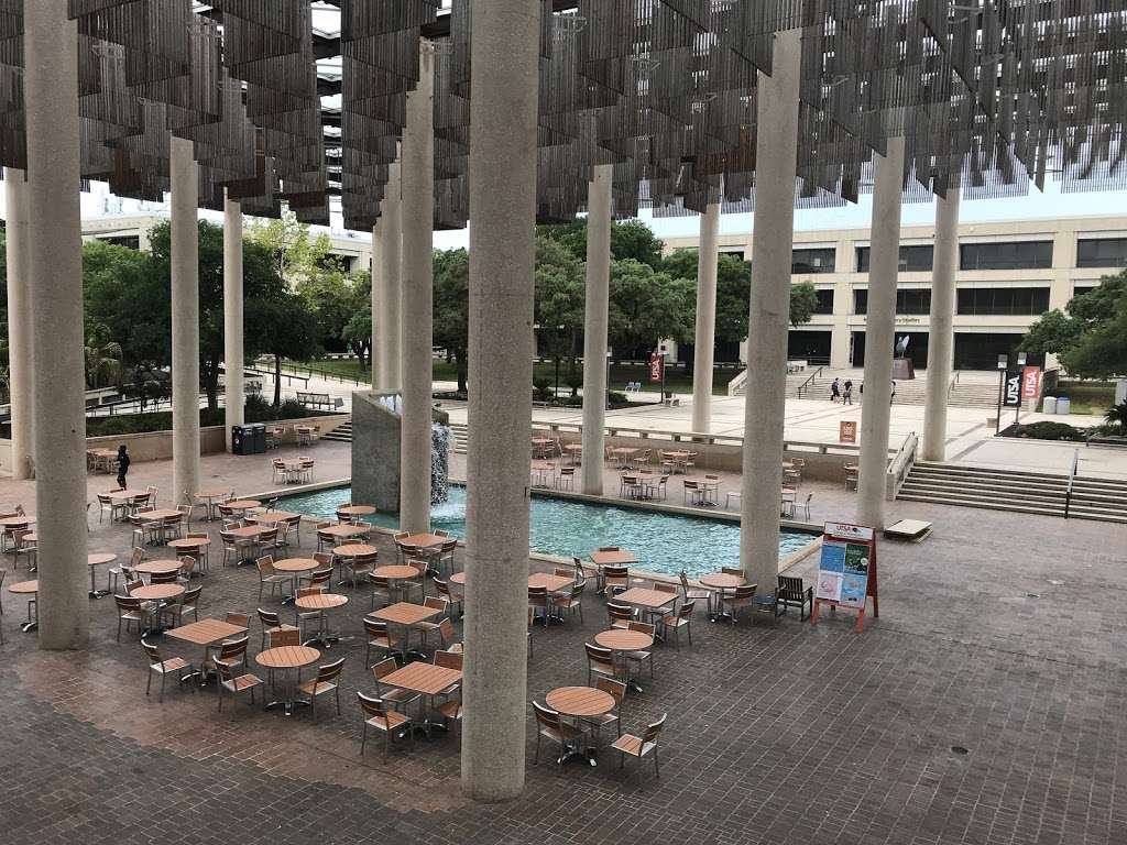 Sombrilla Plaza | Paseo Principal, San Antonio, TX 78249, USA
