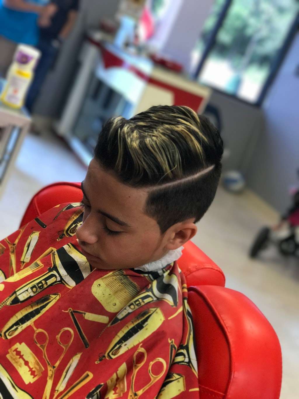 Los Fade Hits | 2265 Valor Dr, Winchester, VA 22601, USA | Phone: (540) 773-8311