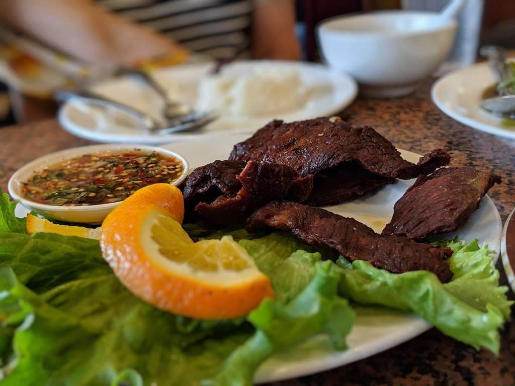 Tantawan Thai Kitchen | 9000 Garvey Ave, Rosemead, CA 91770, USA | Phone: (626) 288-1527