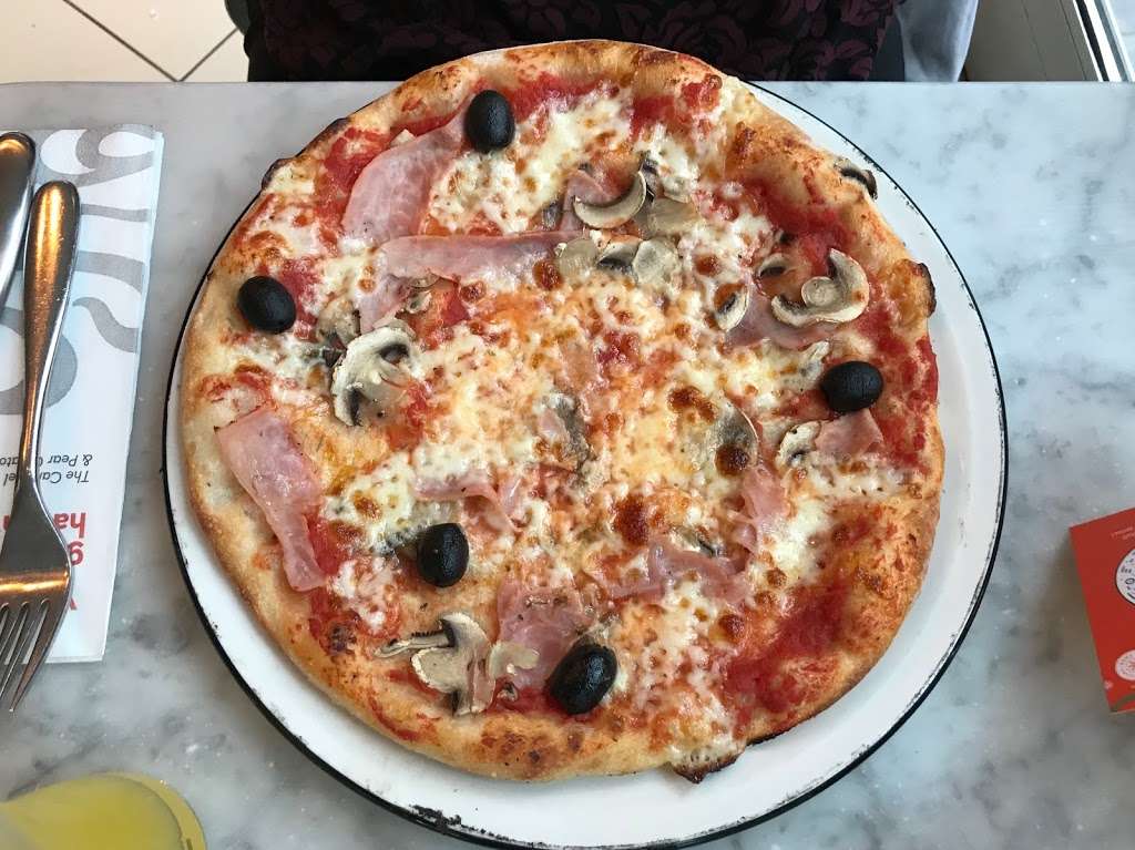 Pizza Express | Bluewater Pkwy, Dartford, Greenhithe DA9 9SE, UK | Phone: 01322 427526