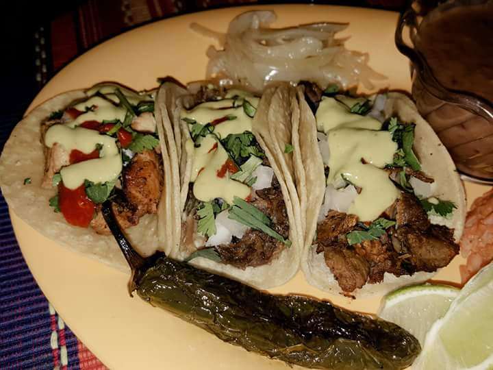 Tacos La Cortesia | 103 E 6th St, Irving, TX 75060, USA | Phone: (972) 514-1477