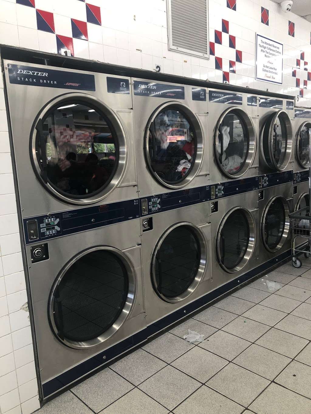 Gold Star Coin Laundry | 14701 NE 6th Ave, Miami, FL 33161, USA | Phone: (305) 944-0001