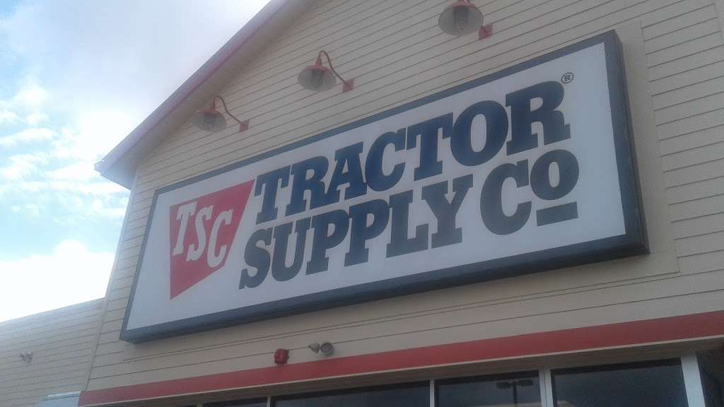 Tractor Supply Co. | 406 N Main St, Plympton, MA 02367, USA | Phone: (781) 422-2216