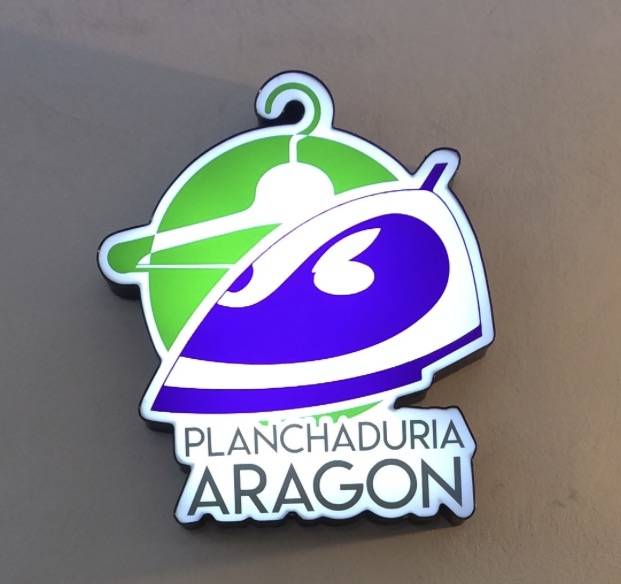 Planchaduria Aragon | local 1, Plaza Aragon, Calle Paseo De Borja 350, Jardines de Arafon, 32472 Cd Juárez, Chih., Mexico | Phone: 656 008 1122