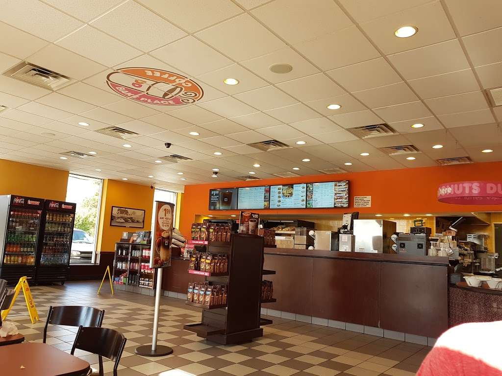 Dunkin | 7601 Lindbergh Blvd, Philadelphia, PA 19153, USA | Phone: (215) 365-4291