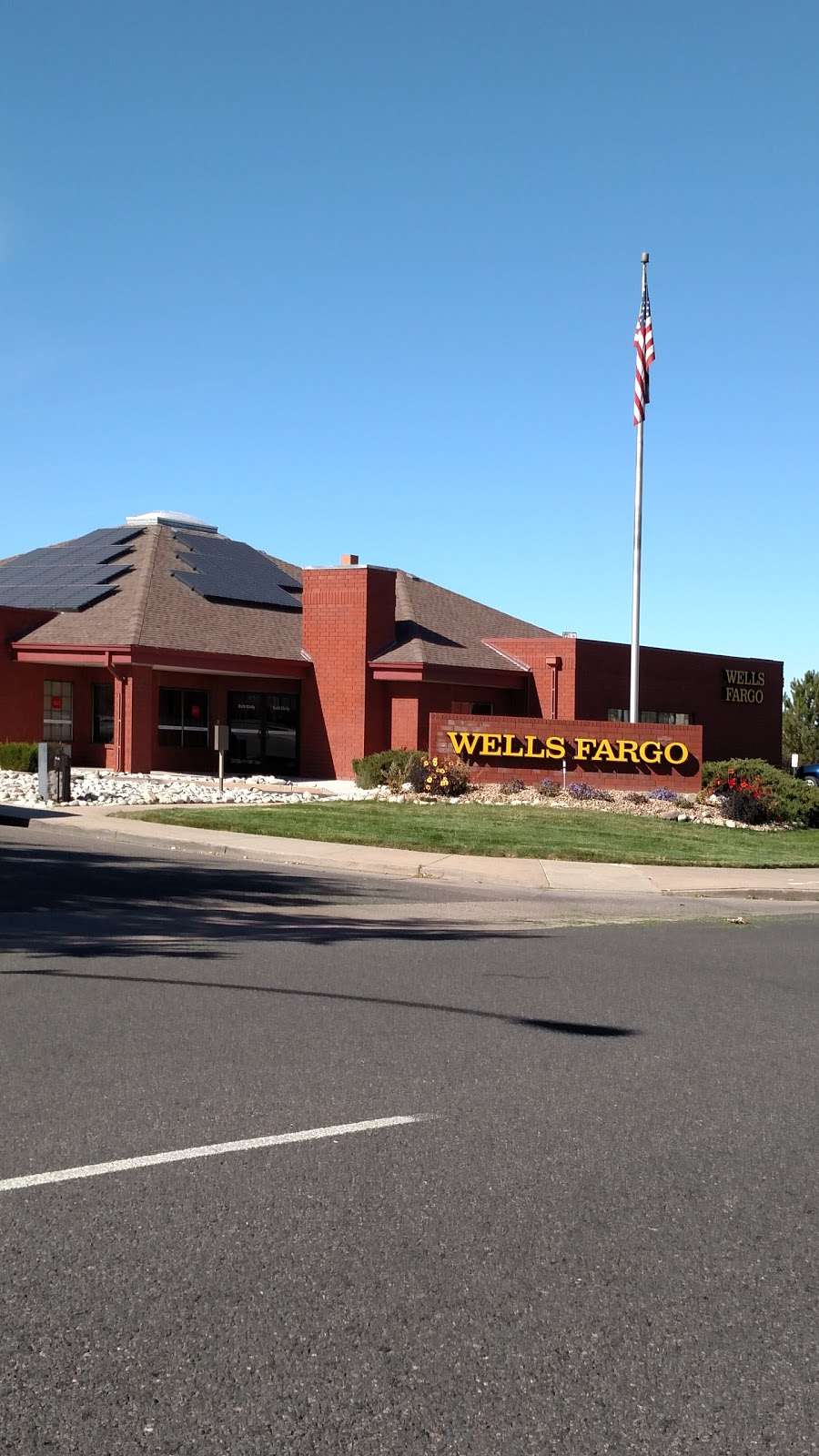 Wells Fargo Bank | 999 S Sable Blvd, Aurora, CO 80012, USA | Phone: (303) 752-8000
