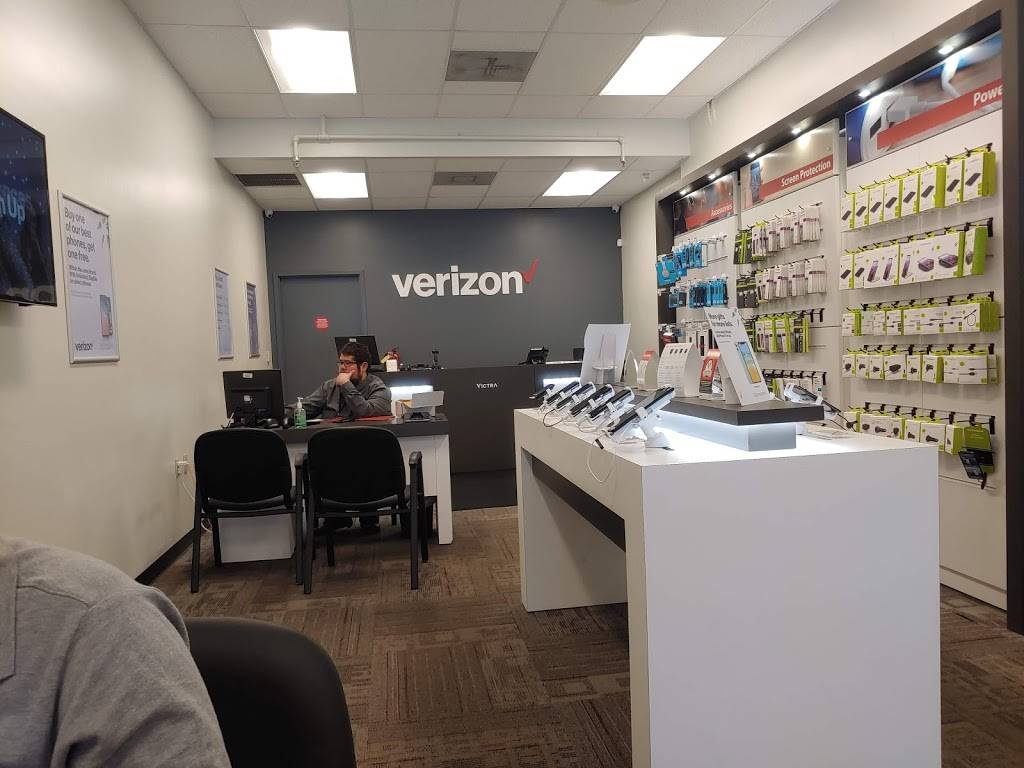 Verizon Authorized Retailer – Victra | 1620 N School St Suite C-3B, Honolulu, HI 96817, USA | Phone: (808) 427-4720