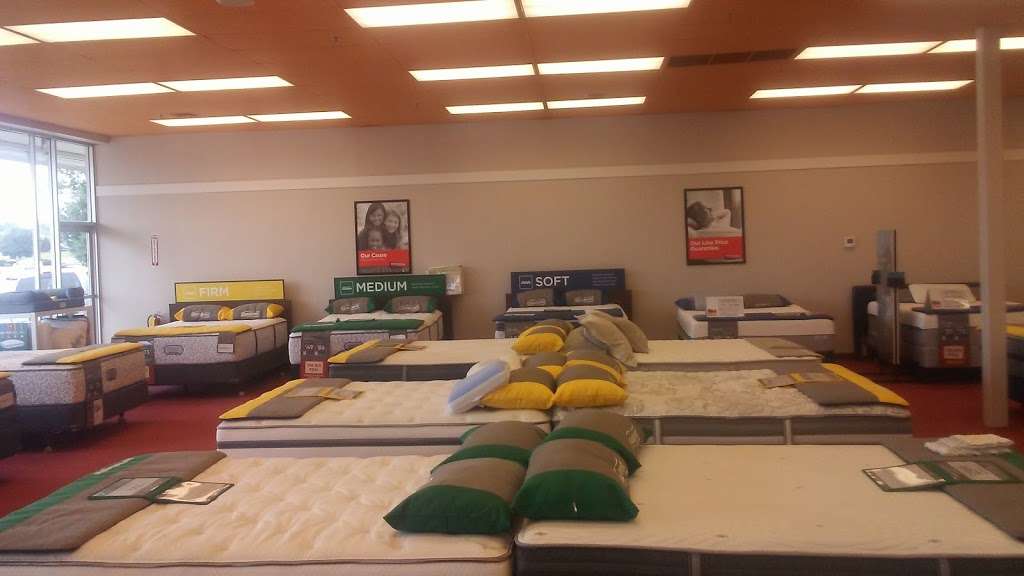 Mattress Firm Sussex County Mall | 13 Hampton House Rd, Newton, NJ 07860, USA | Phone: (973) 579-2927