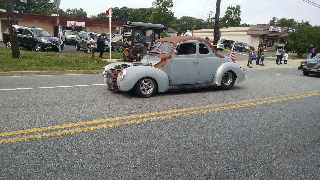 Exxon in 6500 Suitland Rd, Morningside, MD 20746, USA