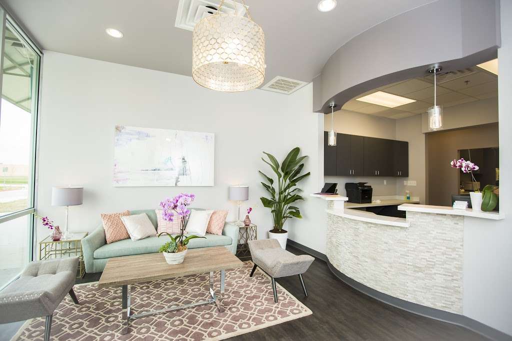 SpringCrest Dental | 824 E Belt Line Rd Suite 100, Cedar Hill, TX 75104, USA | Phone: (469) 736-0111