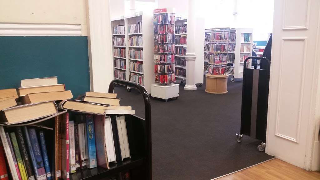 Brixton Library | Brixton Oval, Brixton, London SW2 1JQ, UK | Phone: 020 7926 1058