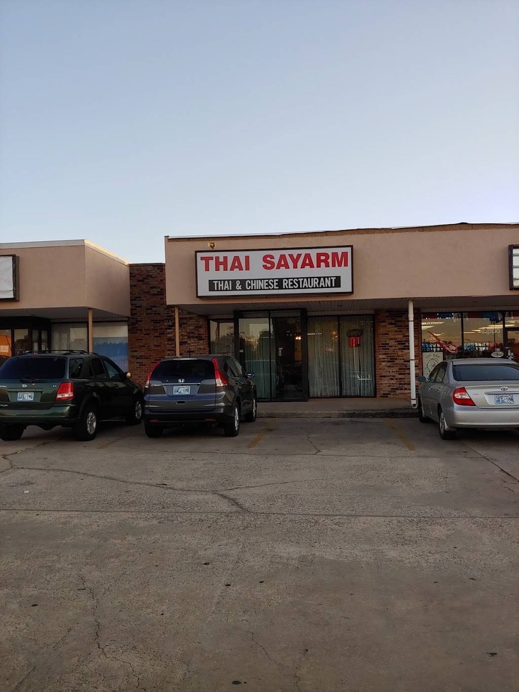 Thai Sayarm Restaurant | 4426 SE 44th St, Oklahoma City, OK 73135, USA | Phone: (405) 672-4904