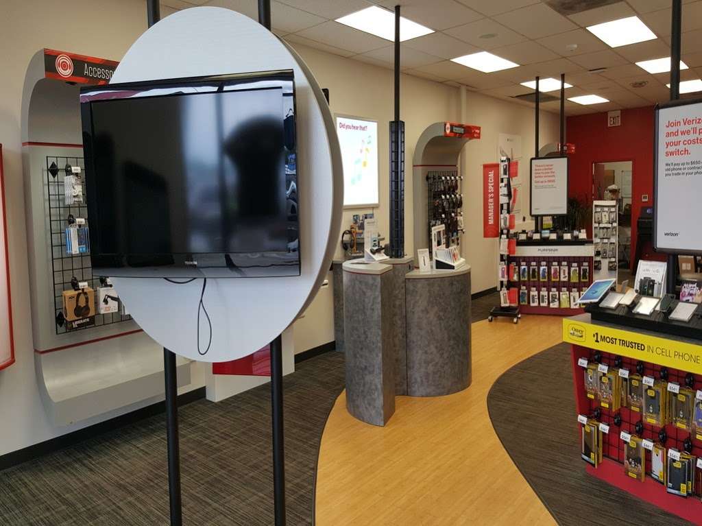 Verizon Authorized Retailer, TCC | 1814 N Main St, Rushville, IN 46173, USA | Phone: (765) 932-4880