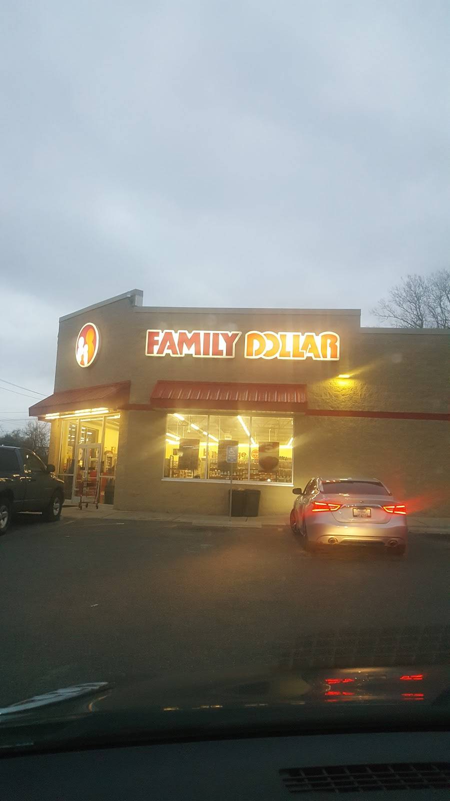 Family Dollar | 1326 S Florissant Rd, St. Louis, MO 63121, USA | Phone: (314) 687-4749