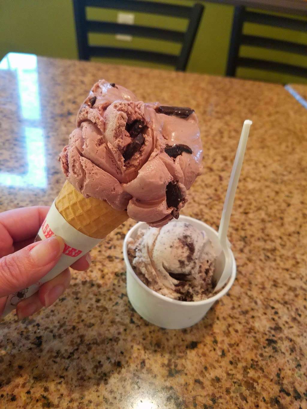 Mad Maggies Ice Cream | 1025 Osgood St, North Andover, MA 01845, USA | Phone: (978) 685-2814