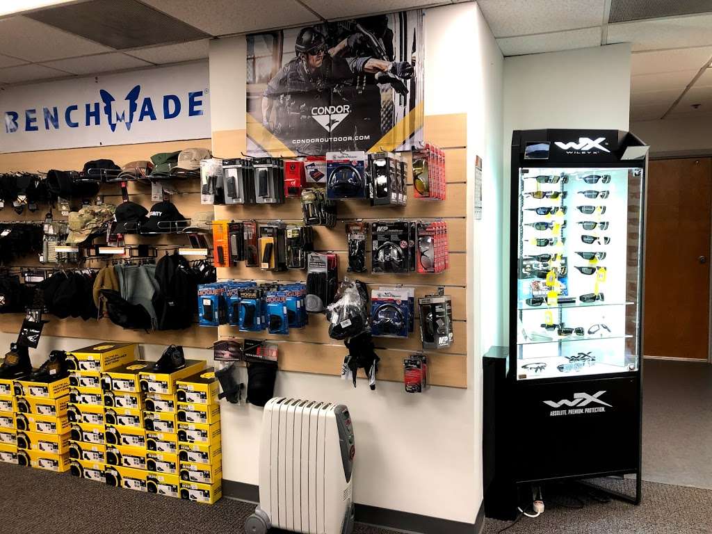 Hard - Use Gear 10 8 | 7002 D Newington Rd, Lorton, VA 22079 | Phone: (703) 359-6900