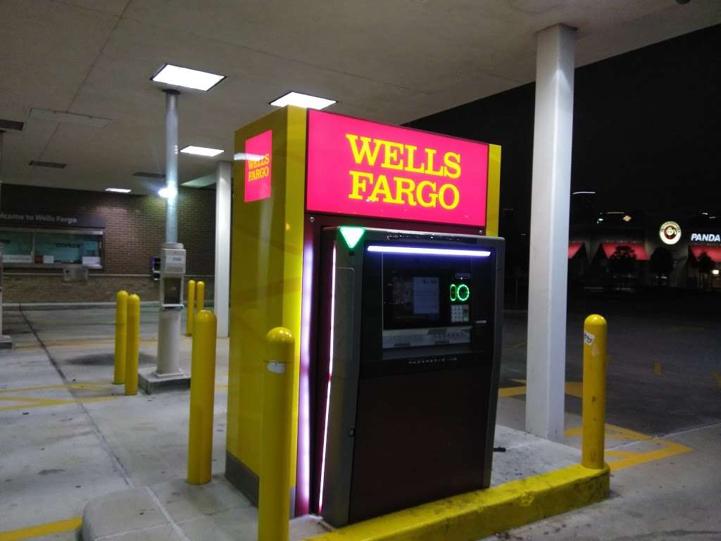 Wells Fargo | 2005 Taylor St, Houston, TX 77007, USA | Phone: (713) 802-2717