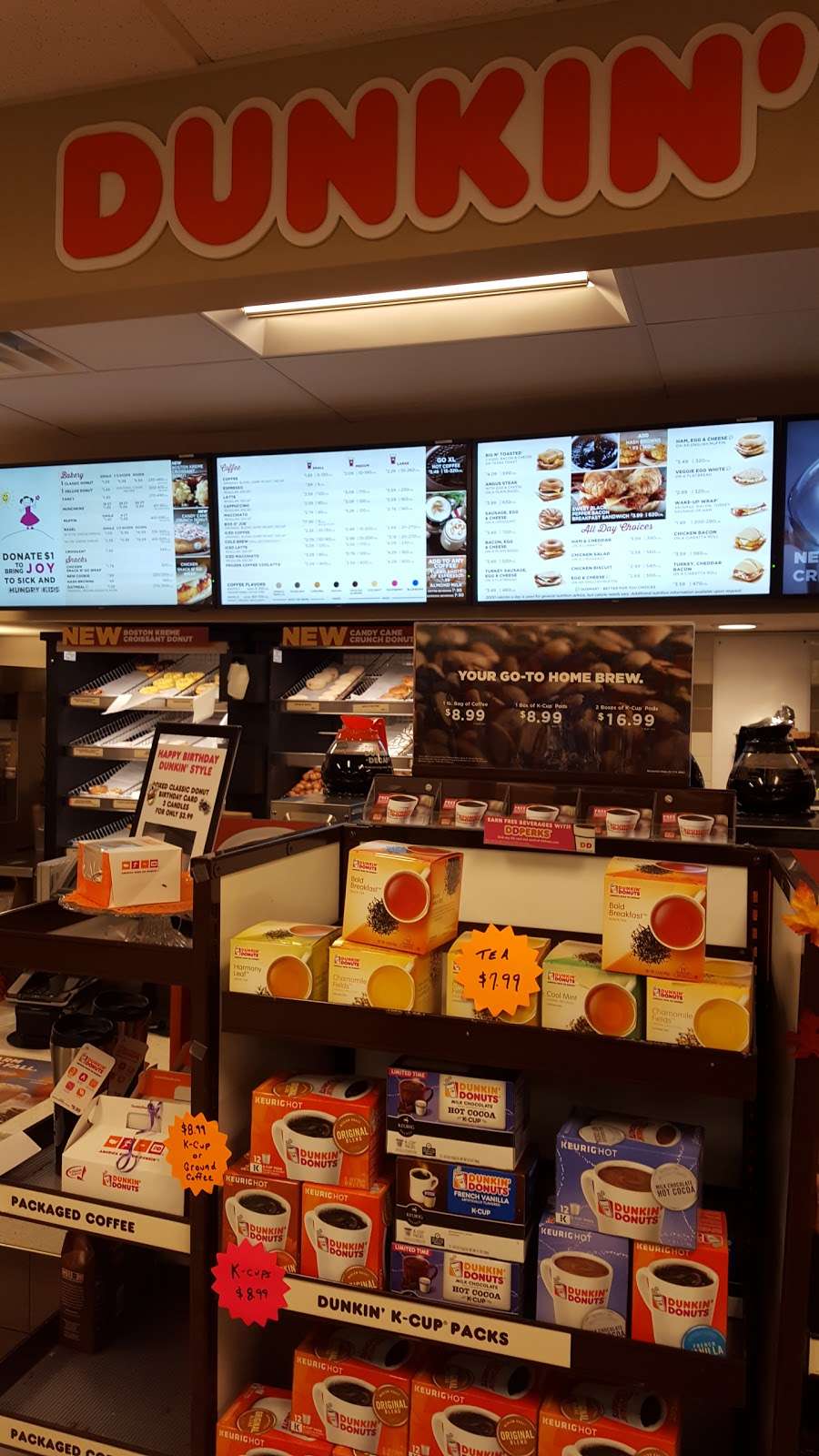 Dunkin Donuts | 10770 W. Indianapolis Blvd, Hammond, IN 46320 | Phone: (773) 633-5742