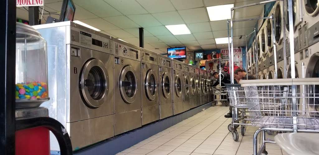 La Esperanza Laundromat | 195 Summer Ave, Newark, NJ 07104, USA | Phone: (973) 485-3112