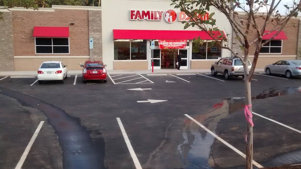 Family Dollar | 4900 Summit Ave, Greensboro, NC 27405, USA | Phone: (336) 690-5339