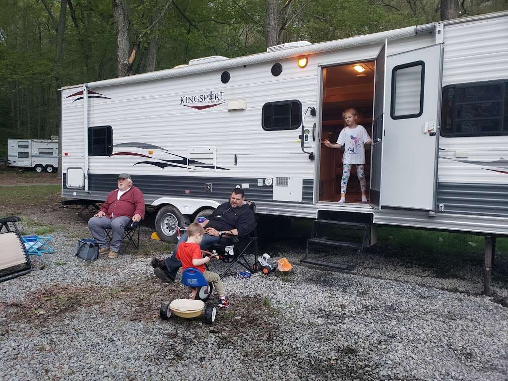 Hickory Grove Campground | 76 Cummings Rd, Dallas, PA 18612, USA | Phone: (570) 881-9784