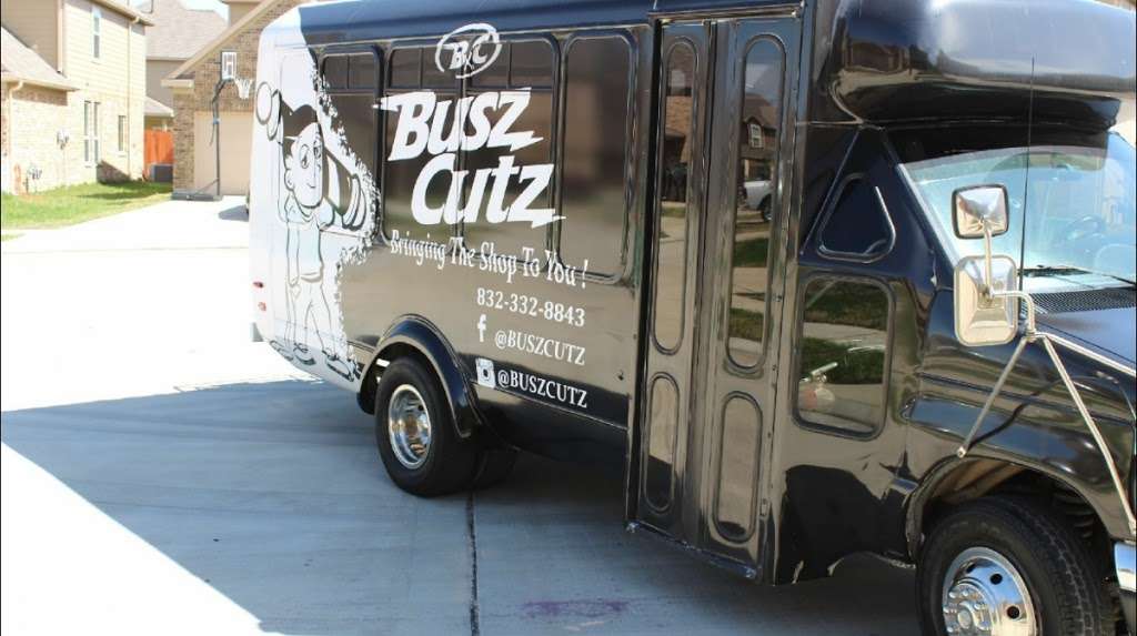 Busz Cutz | 14540 Cypress Rosehill Rd, Cypress, TX 77429, USA | Phone: (832) 332-8843