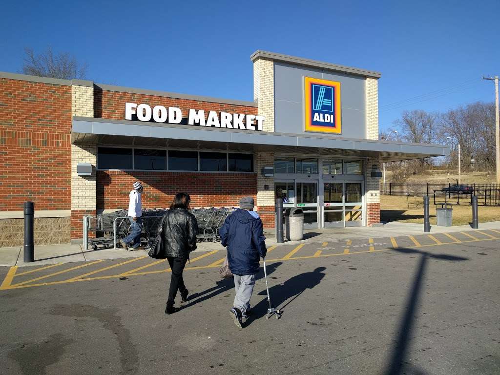 ALDI | 3830 Prospect Ave, Kansas City, MO 64128, USA | Phone: (855) 955-2534