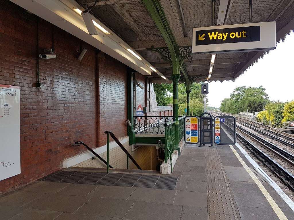 Fairlop Station | Forest Road, Ilford IG6 3HD, UK | Phone: 0343 222 1234