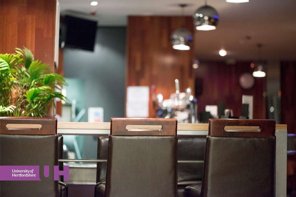 University of Hertfordshire - Style Bar | University of Hertfordshire, The Forum, Hatfield AL10 9AB, UK | Phone: 01707 285000