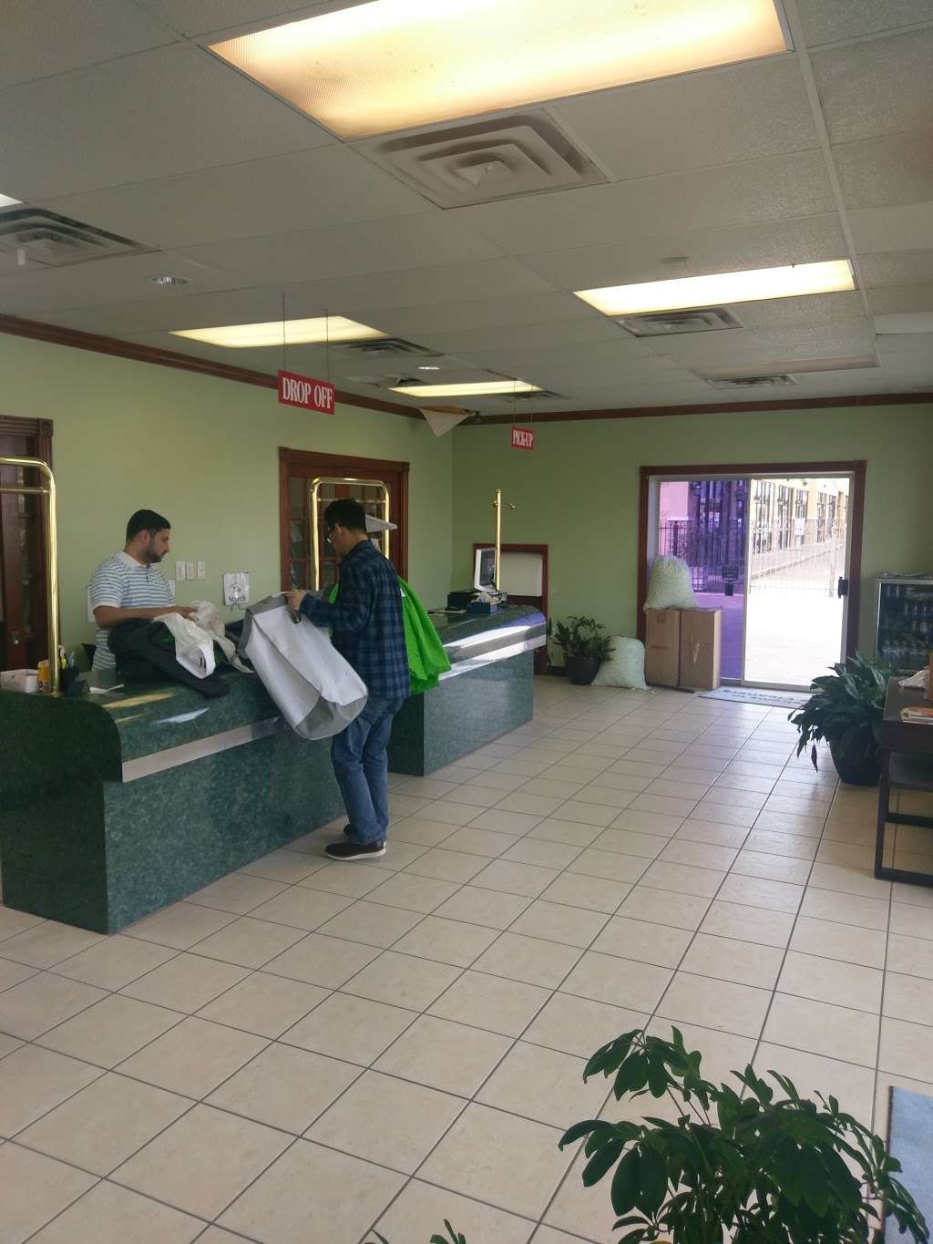 Fine Cleaners | 11111 W Little York Rd, Houston, TX 77041 | Phone: (832) 554-3463