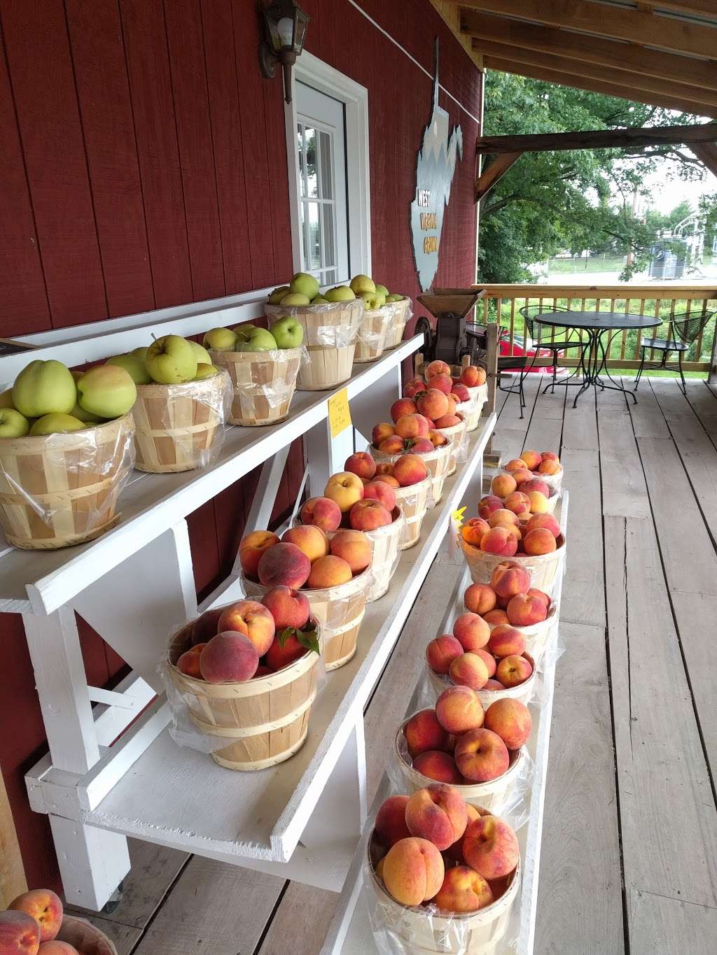 Twin Ridge Orchard Market | 8003 Charles Town Rd, Shenandoah Junction, WV 25442, USA