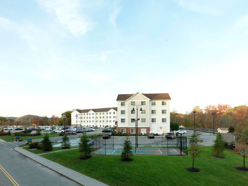 Homewood Suites by Hilton Dover - Rockaway | 2 Commerce Center Dr, Dover, NJ 07801, USA | Phone: (973) 989-8899