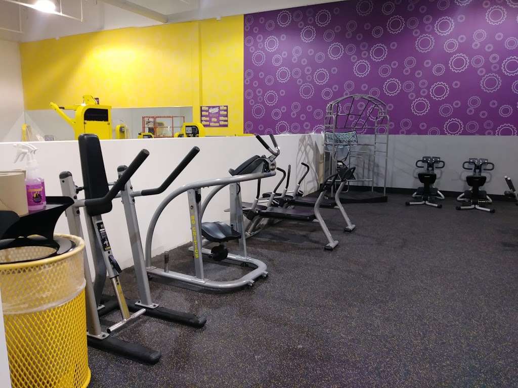 Planet Fitness | 50 W Rand Rd, Arlington Heights, IL 60004, USA | Phone: (847) 749-4212