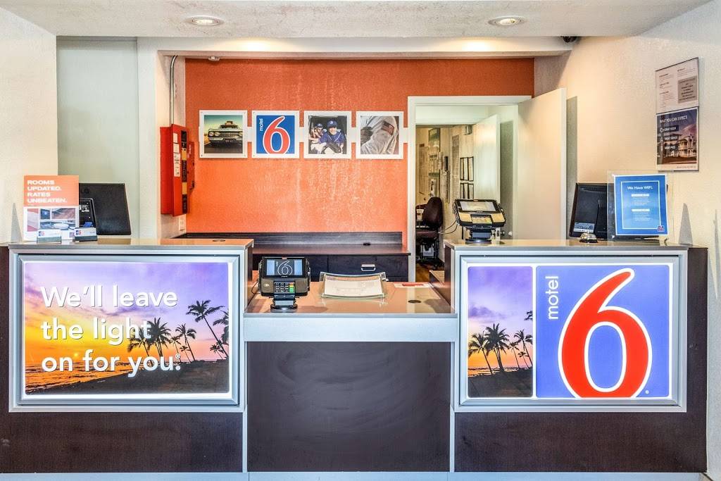 Motel 6 Bakersfield, CA - East | 8223 E Brundage Ln, Bakersfield, CA 93307, USA | Phone: (661) 479-0766