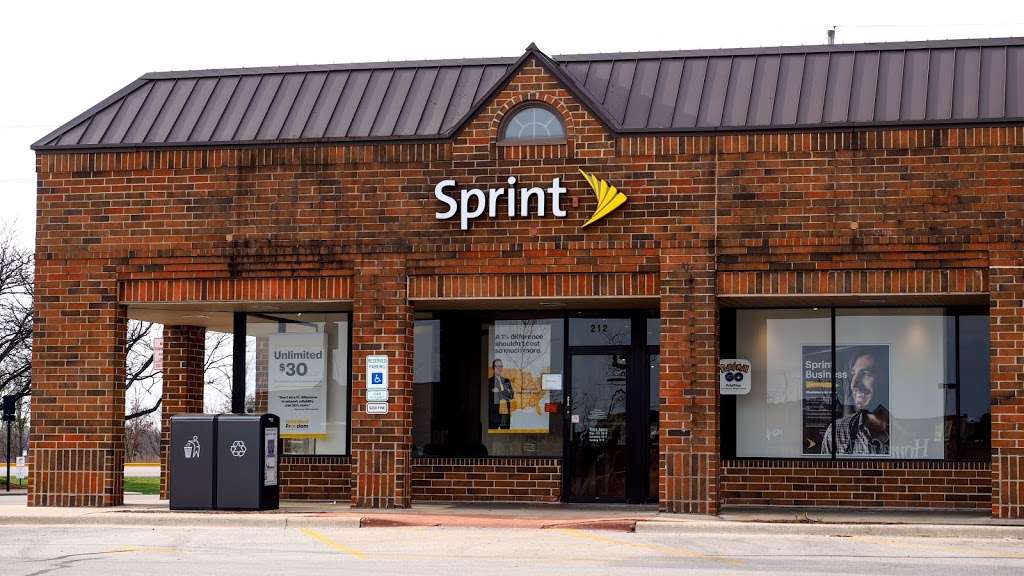 Sprint Store | 212 Danada Square W, Wheaton, IL 60187, USA | Phone: (630) 784-2000