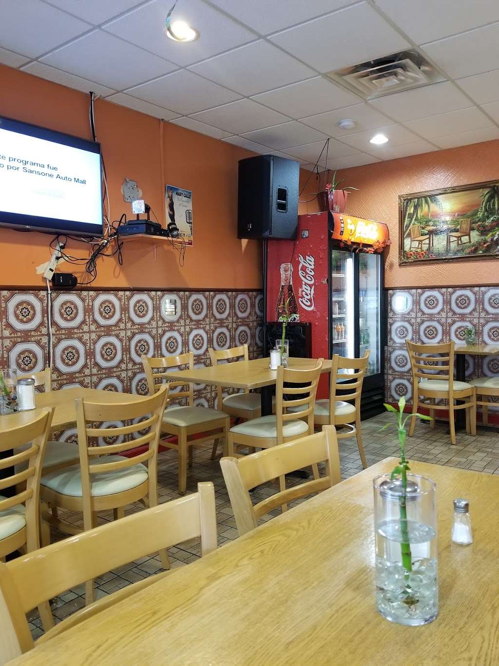 Restaurant Casa Humitas | 55 Fleming Ave, Newark, NJ 07105 | Phone: (973) 818-8940