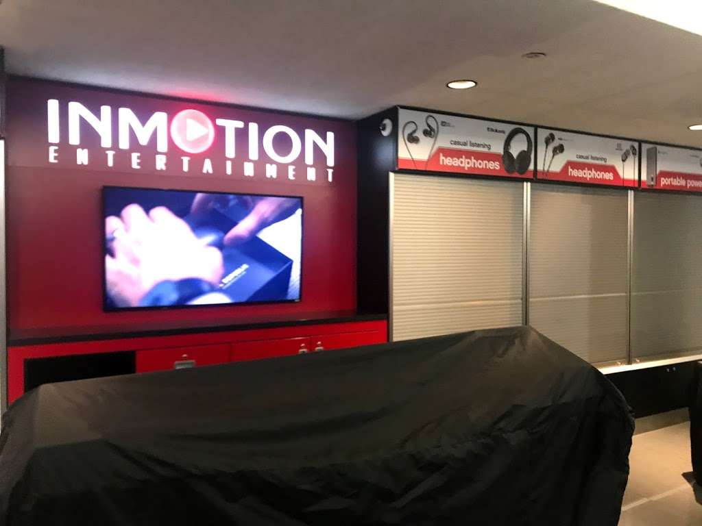 InMotion | Newark Liberty International Airport Terminal B, Space B-13A Concourse B3, Gates B60-B68, Past TSA Check Point on Left, Newark, NJ 07114, USA | Phone: (862) 235-5777