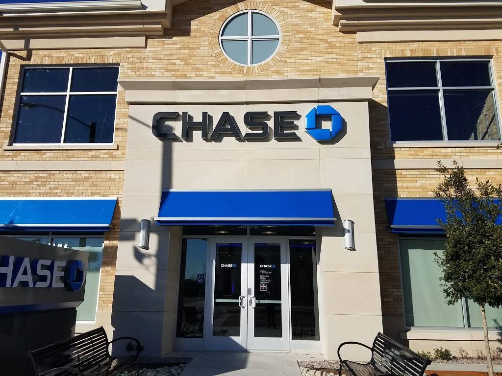 Chase Bank | 3070 S University Dr, Fort Worth, TX 76109, USA | Phone: (817) 806-2942