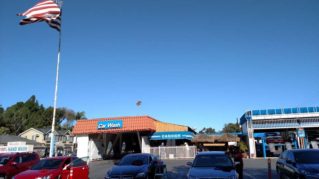 Harbor Hand Car Wash | 800 N Harbor Blvd, Fullerton, CA 92832, USA | Phone: (714) 738-7813