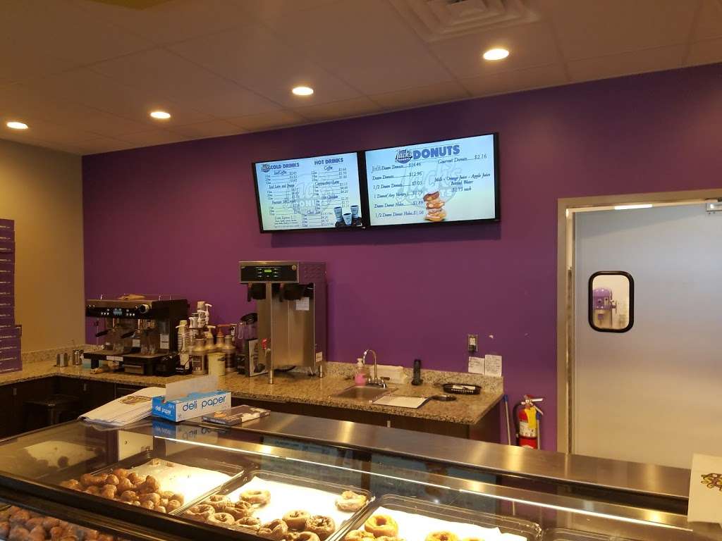 Jacks Donuts | 6260 Intech Commons Dr A, Indianapolis, IN 46278, USA | Phone: (317) 389-5850