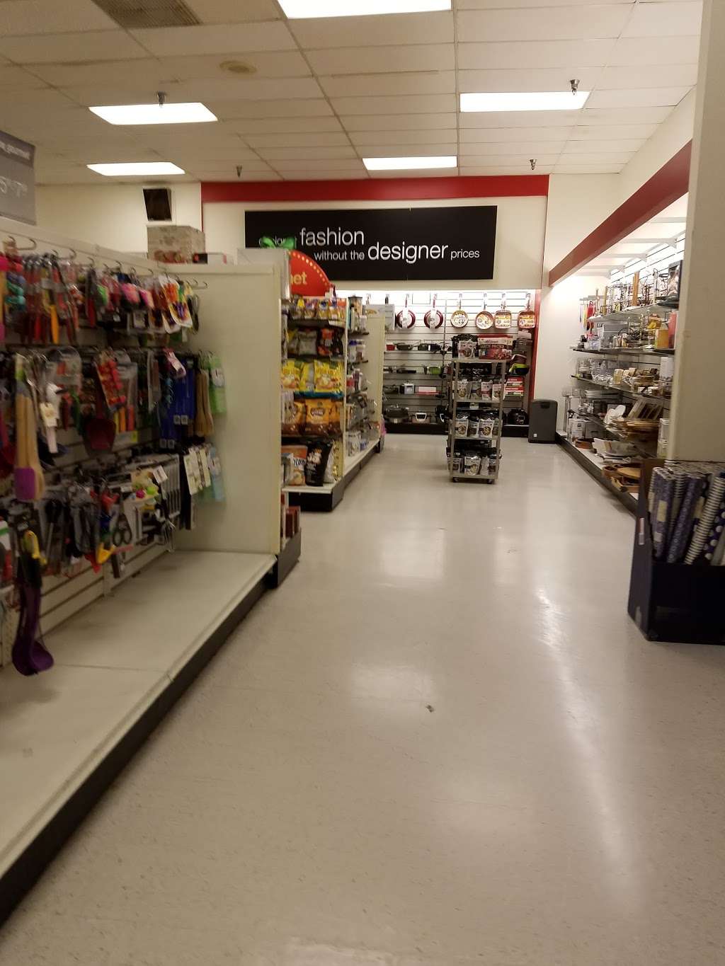 T.J. Maxx | 4150 E Carson St, Long Beach, CA 90808, USA | Phone: (562) 377-3447