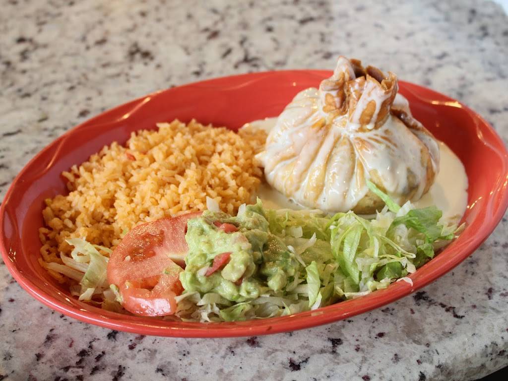 El Lago Mexican Restaurant | 10150 Brooks School Rd, Fishers, IN 46037, USA | Phone: (317) 288-9760