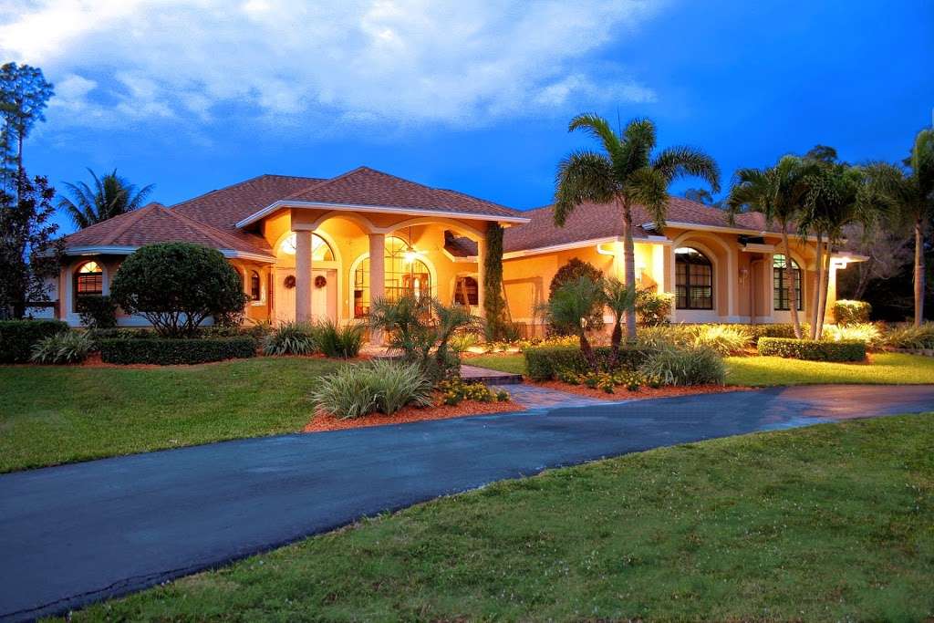 Re/Max Direct: Connolly Team | 9164 Forest Hill Blvd, Wellington, FL 33414, USA | Phone: (561) 951-5435