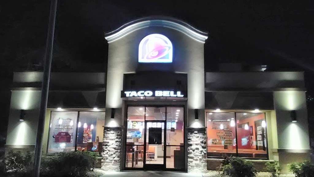 Taco Bell | 2140 W International Speedway Blvd, Daytona Beach, FL 32114, USA | Phone: (386) 254-8226