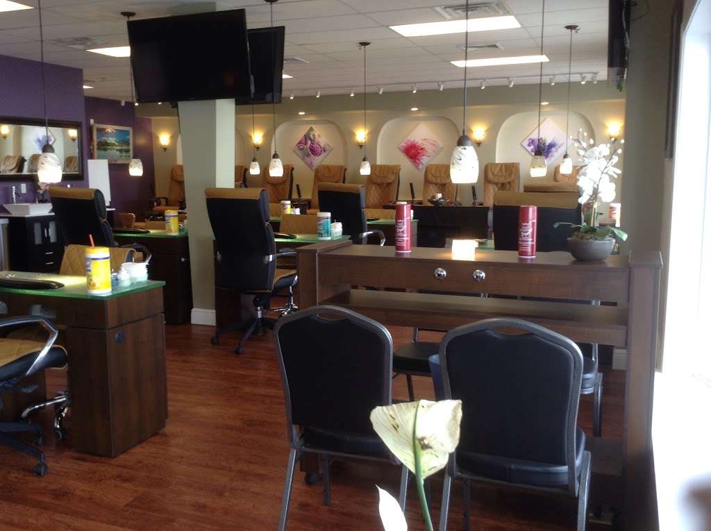 Bubbles & Polish Nails and Day Spa | 224 Great Rd, Littleton, MA 01460, USA | Phone: (978) 339-5396