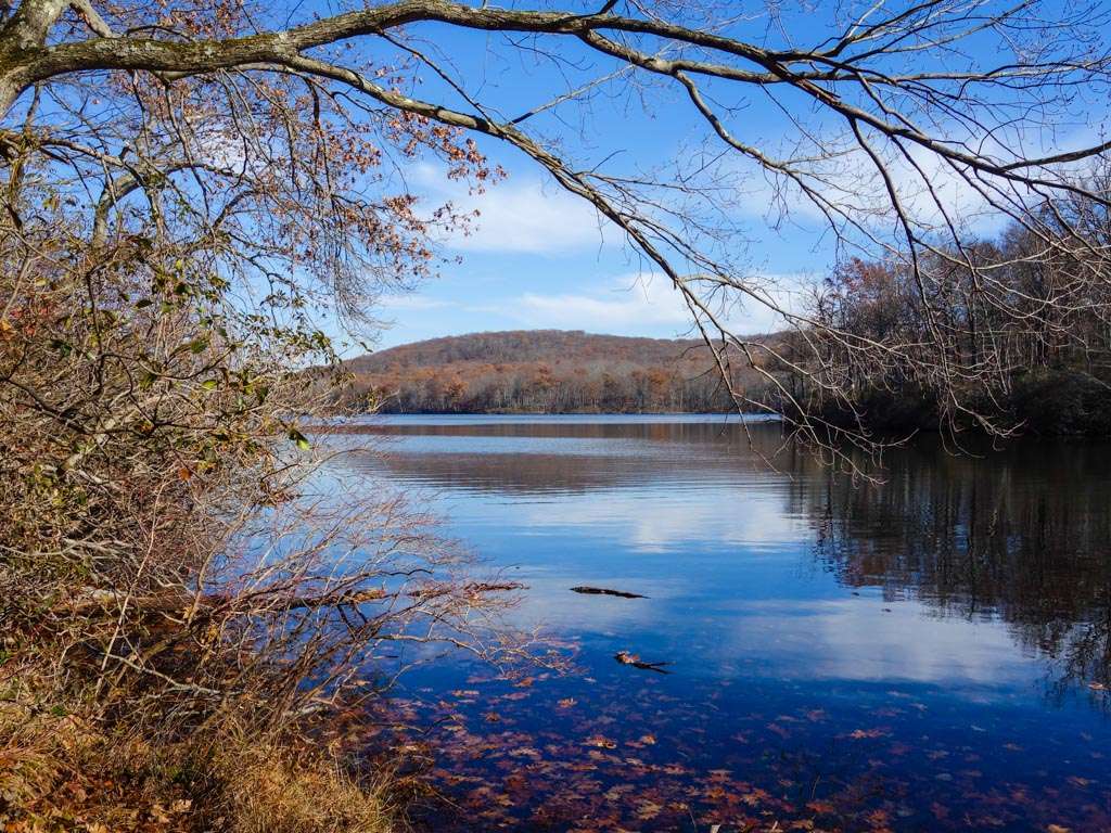 Lake Sebago | Dater Mountain Nature Park, Southfields, NY 10975, USA