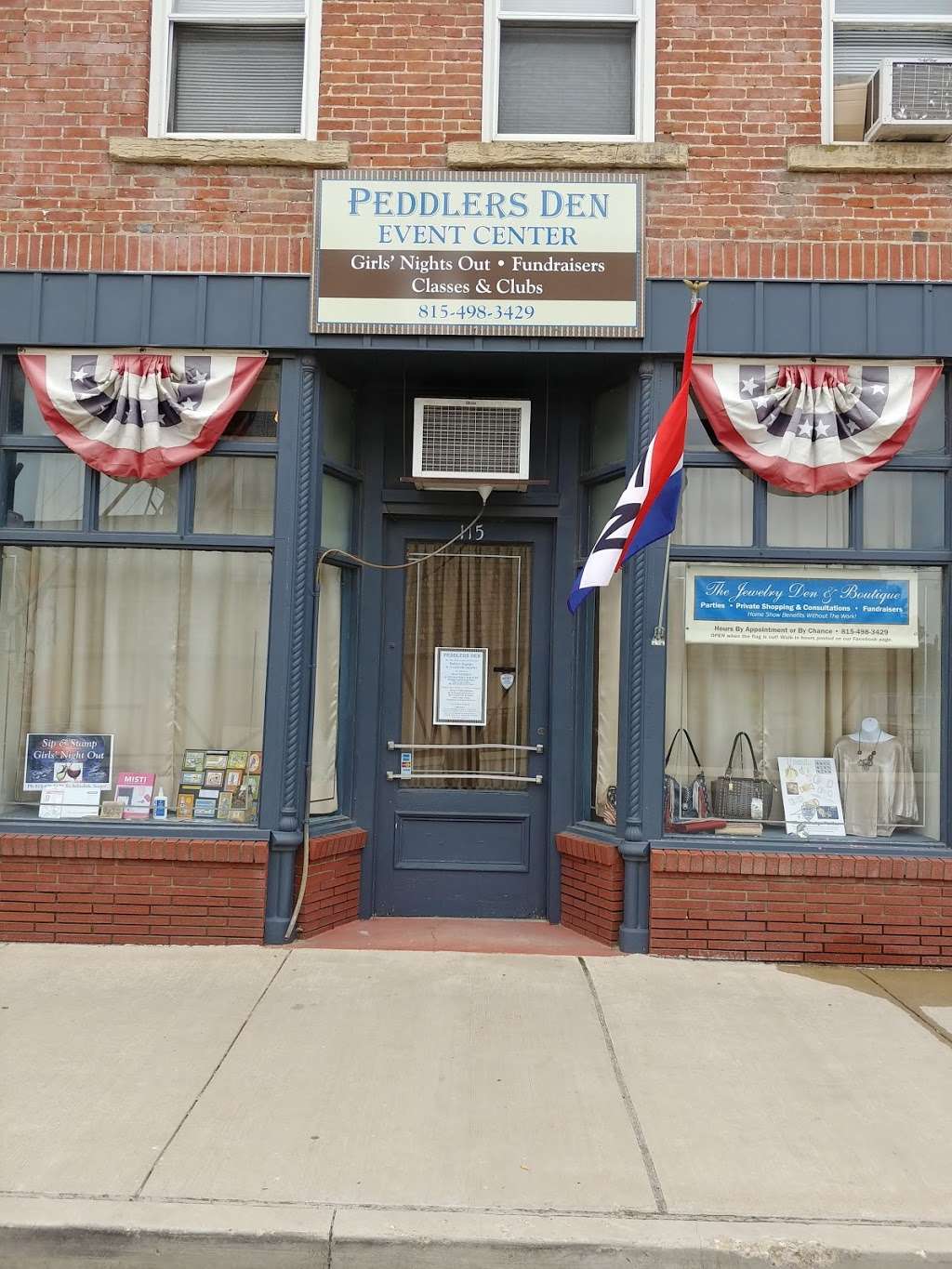 Peddlers Den | 115 W Market St, Somonauk, IL 60552, USA | Phone: (815) 498-3429